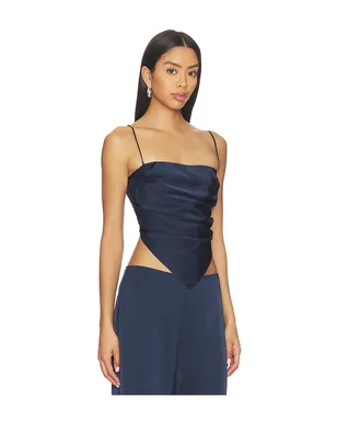 Amanda Uprichard JUNA トップ - サムネイル2