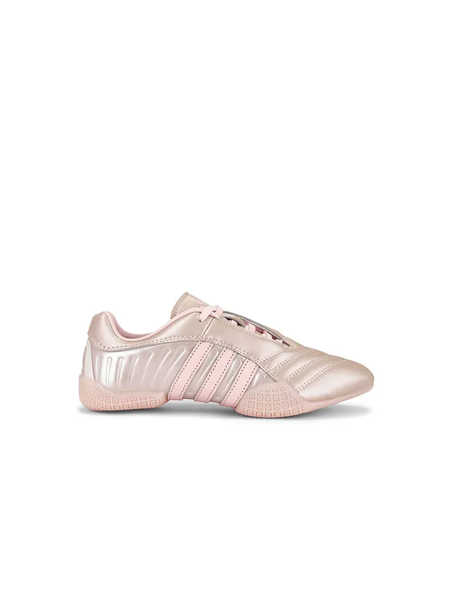 adidas Originals adidas Originals TAEKWONDO MEI ELITE スニーカーの商品画像