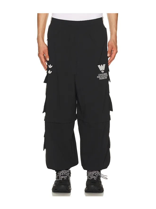 adidas Originals adidas Originals CHAVARRIA カーゴパンツの商品画像