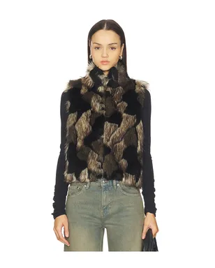 Adrienne Landau TRIBECA ベスト - サムネイル1