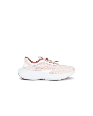 APL: Athletic Propulsion Labs VEIL スニーカー - サムネイル1