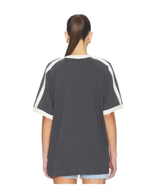Araminta James MOTOR グラフィックTシャツ - サムネイル3