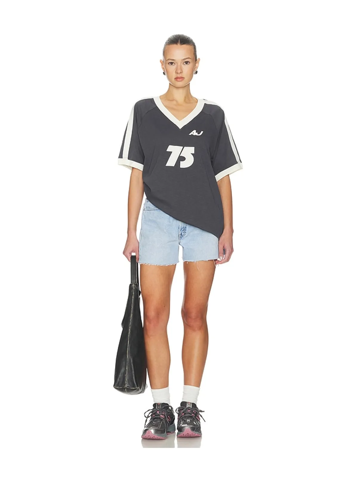 Araminta James MOTOR グラフィックTシャツ - 画像4
