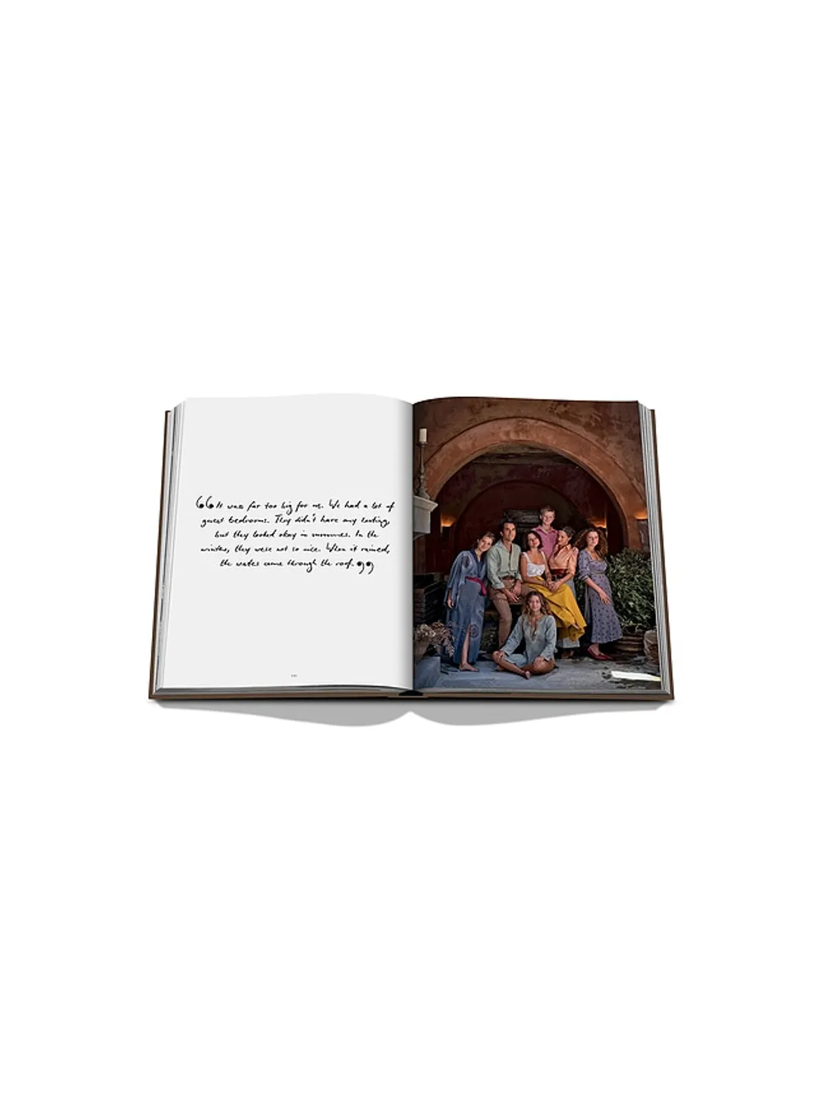 Assouline SECRET STAYS, PIONEERING HOST OF THE NEW CHIC ブック - 画像4