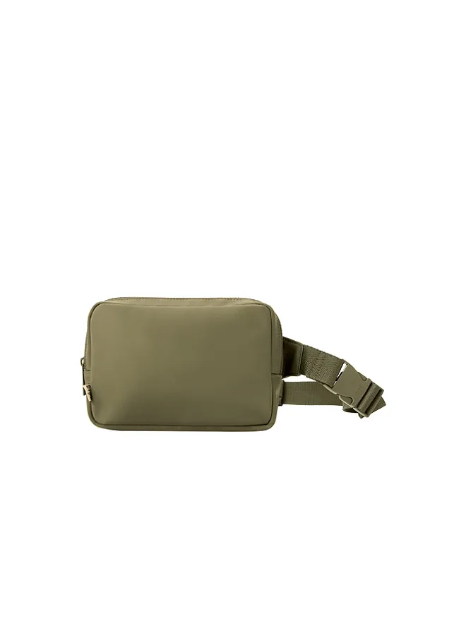 BEIS BEIS ザナイロンベルトバッグの商品画像
