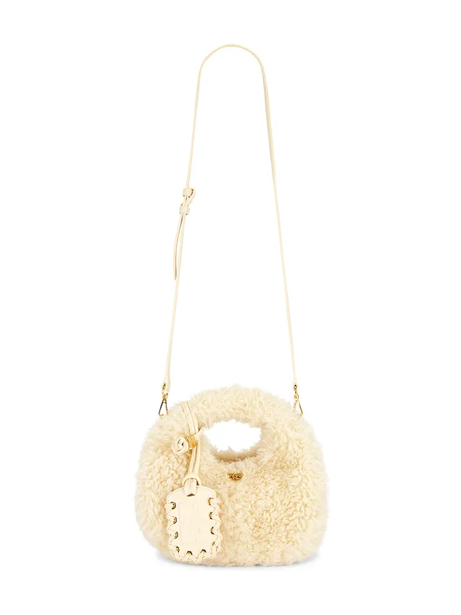 Ganni Ganni FUR ミニボーホーバックの商品画像