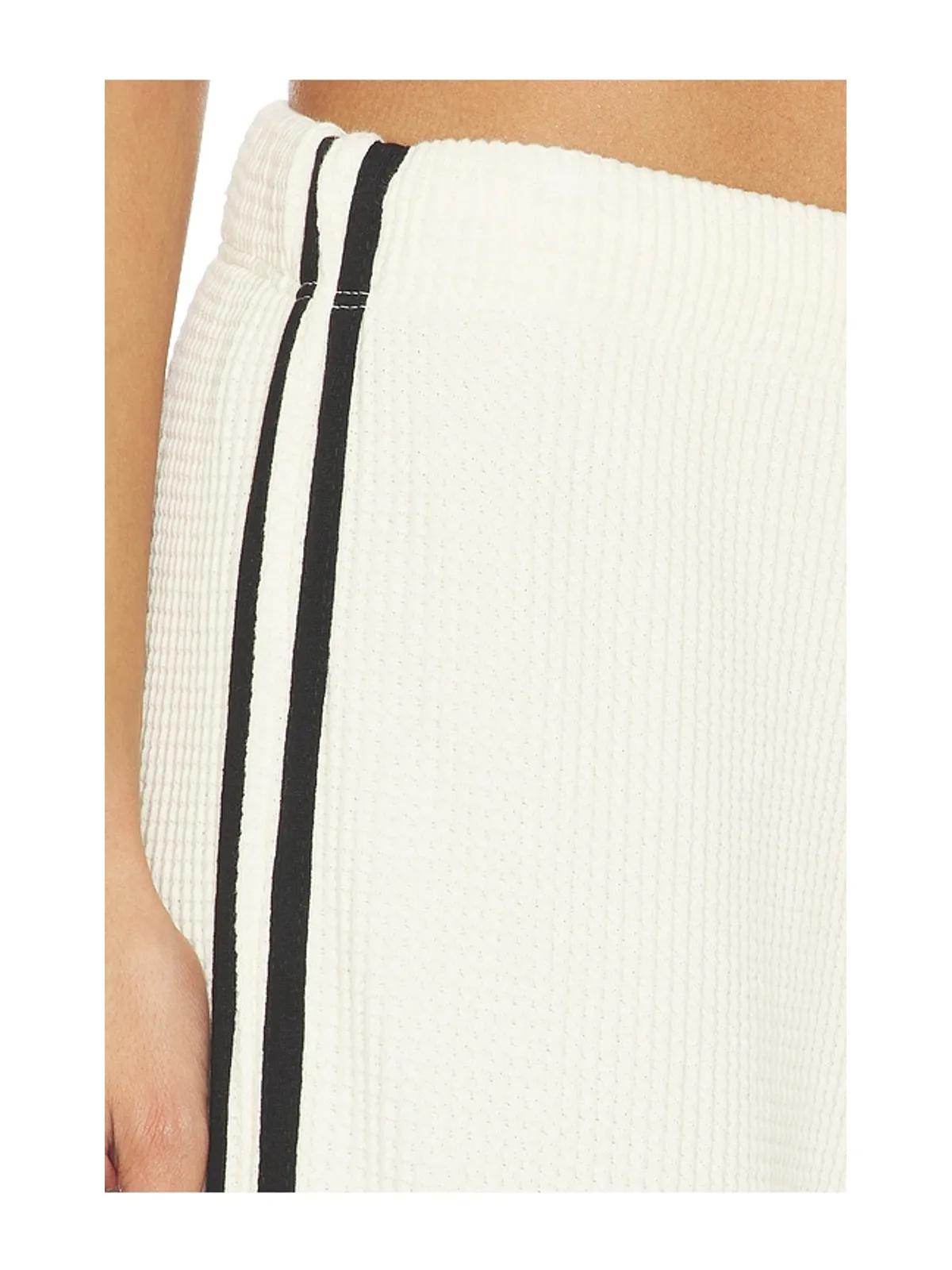 DONNI. サーマルストライプ クロップドパンツ - Cream,Black. - 画像6