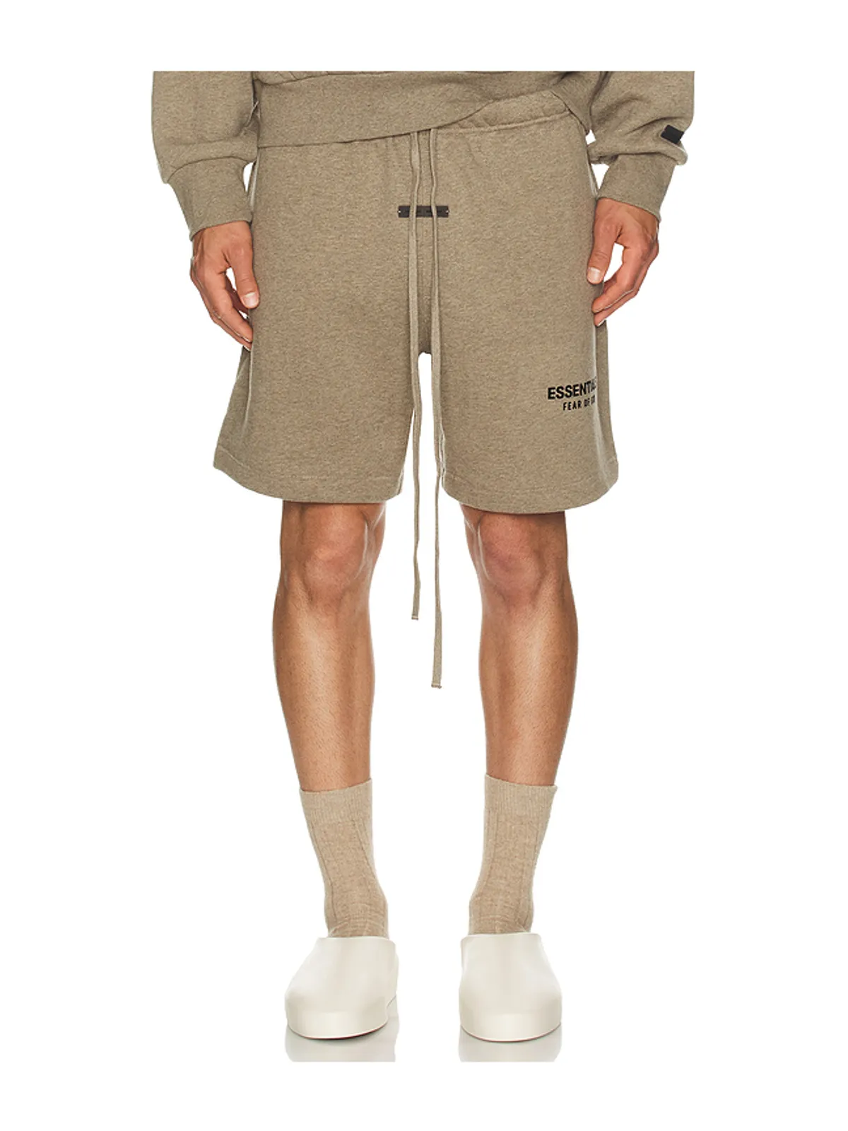 Fear of God ESSENTIALS SOCCER ショートパンツ - 画像1