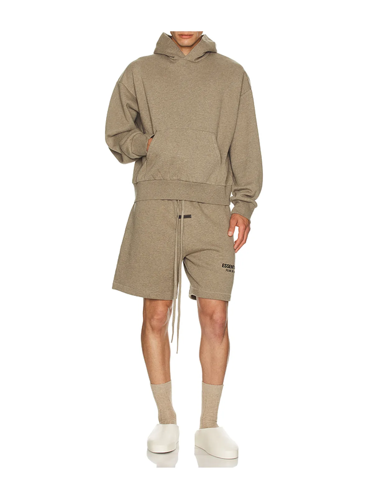 Fear of God ESSENTIALS SOCCER ショートパンツ - 画像2