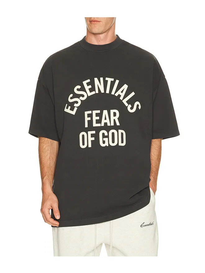 Fear of God ESSENTIALS Fear of God ESSENTIALS CAMPUS Tシャツの商品画像