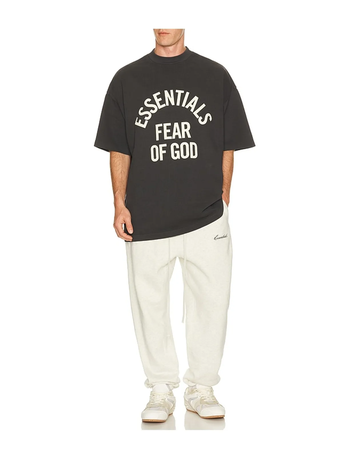 Fear of God ESSENTIALS CAMPUS Tシャツ - 画像3