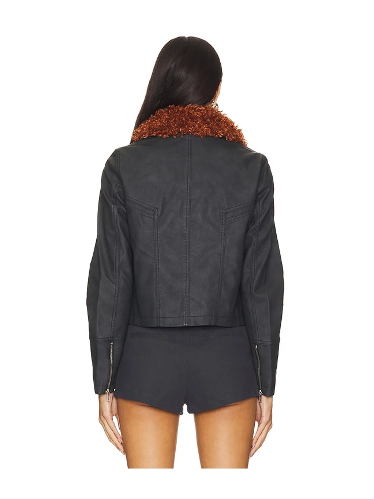 Free People FREE PEOPLE JAYCE フェイクレザージャケット、フェイクファートリム - 画像4