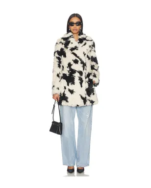 Free People x REVOLVE Jade Cow Fur Coat - Black,White. - サムネイル2