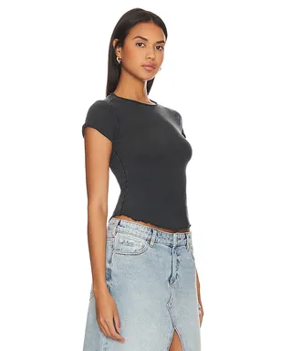 Free People WE THE FREE BE MY BABY Tシャツ - サムネイル2