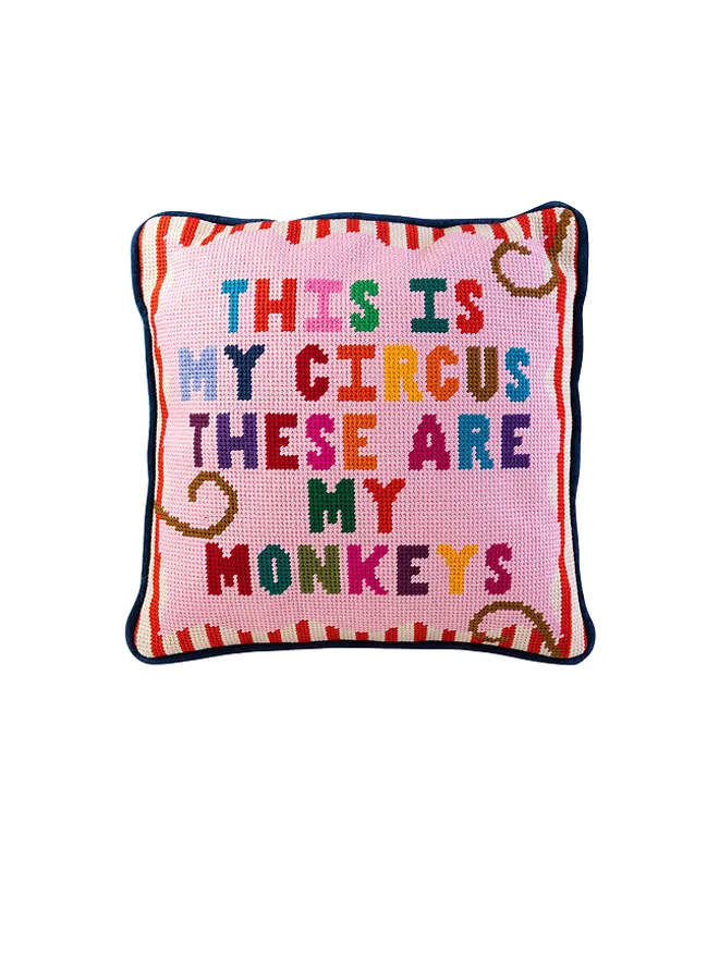 Furbish Studio Furbish Studio MY CIRCUS NEEDLEPOINT PILLOW 枕の商品画像