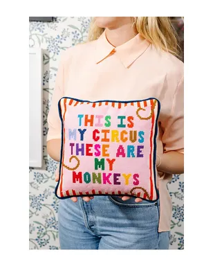 Furbish Studio MY CIRCUS NEEDLEPOINT PILLOW 枕 - サムネイル3