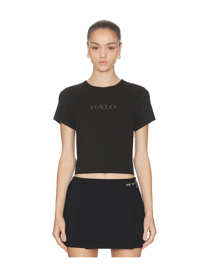 HAELO HAELO ID TEE トップの商品画像