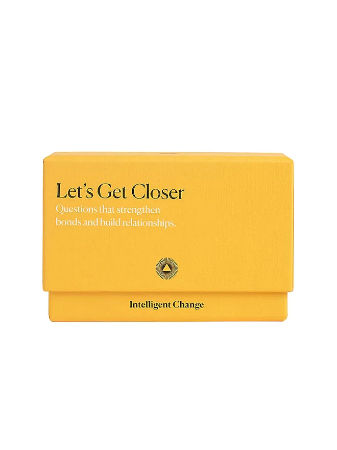 Intelligent Change Intelligent Change LET'S GET CLOSER カードゲームの商品画像