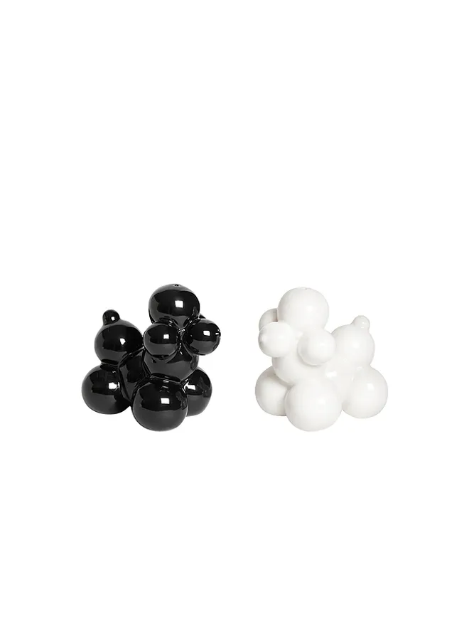 Jonathan Adler Jonathan Adler Poodle Salt & Pepper Set - Black,White.の商品画像
