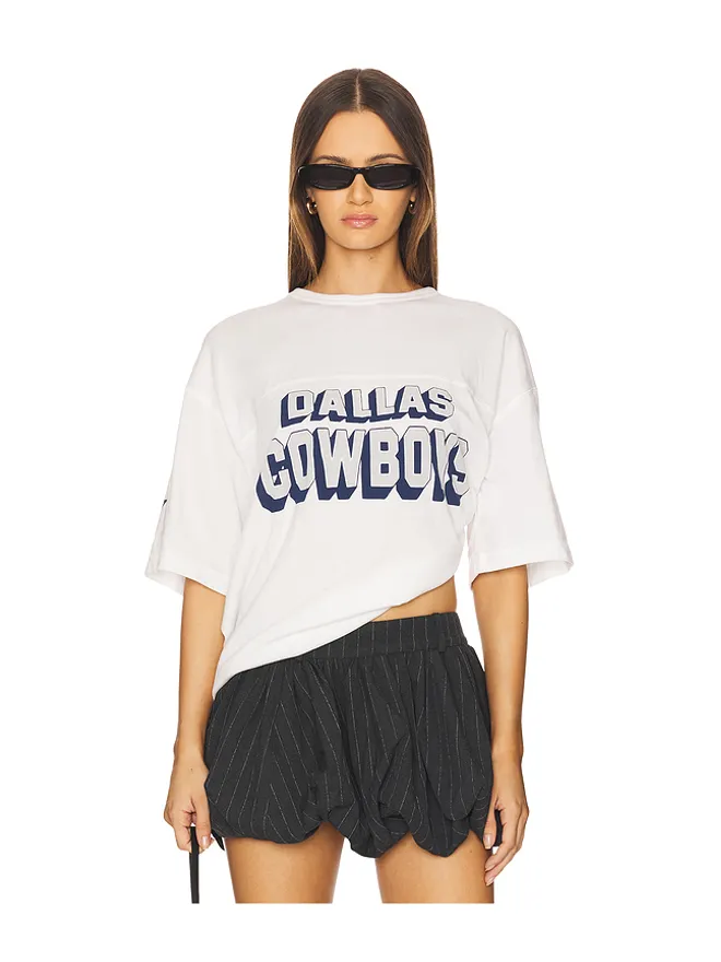 Junk Food Junk Food Cowboys Halfback Tee.の商品画像