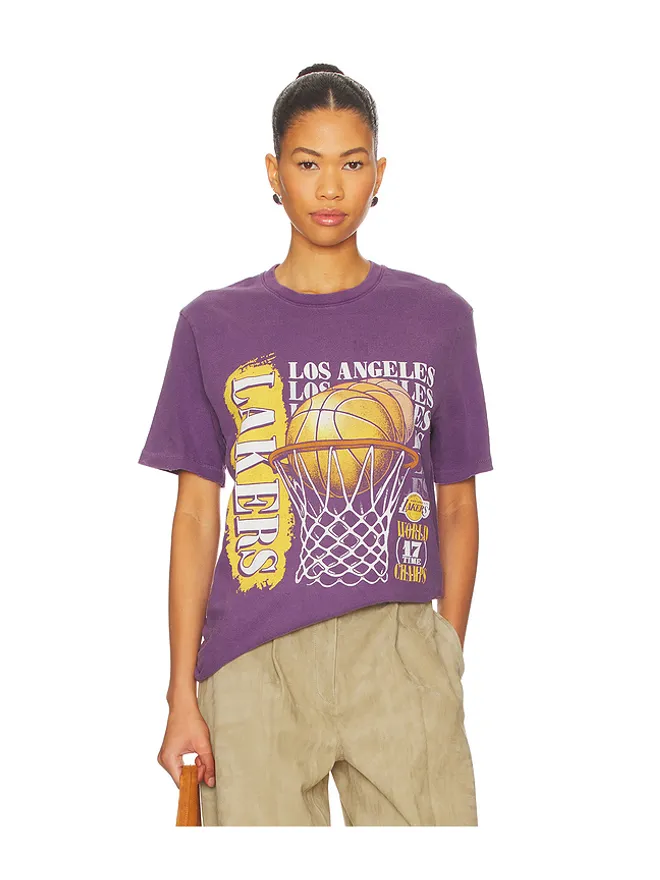 Junk Food Junk Food LAKERS 17X CHAMPS ビンテージTシャツの商品画像
