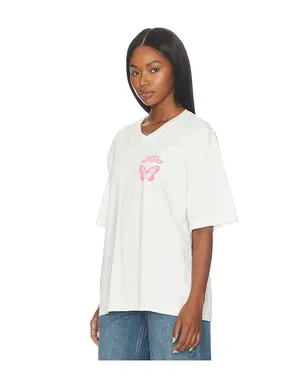 Junk Food CAN YOU FEEL IT THE V-NECK HOCKEY TEE グラフィックVネックTシャツ - サムネイル3