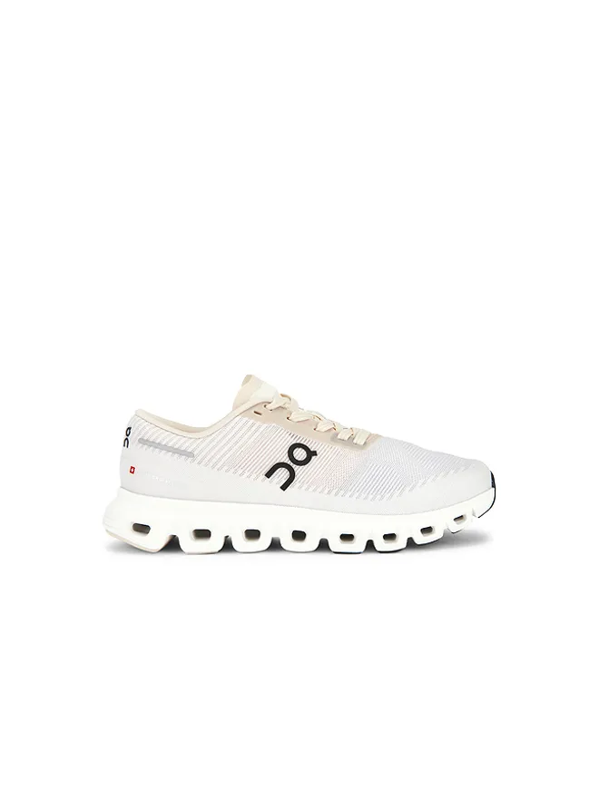 On On CLOUD 6 PUSH スニーカーの商品画像
