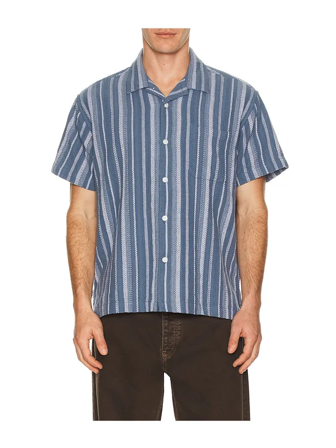 Obey Obey HUGH シャツの商品画像