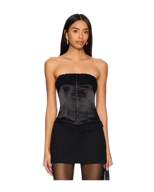 MORE TO COME LUCIA トップ - サムネイル1
