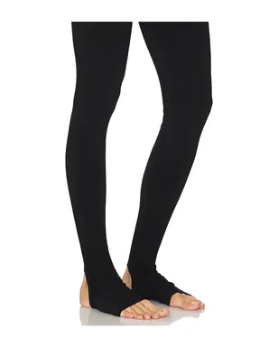 Norma Kamali SWEETHEART オフショルダーキャットスーツ、フッティー付き - サムネイル4