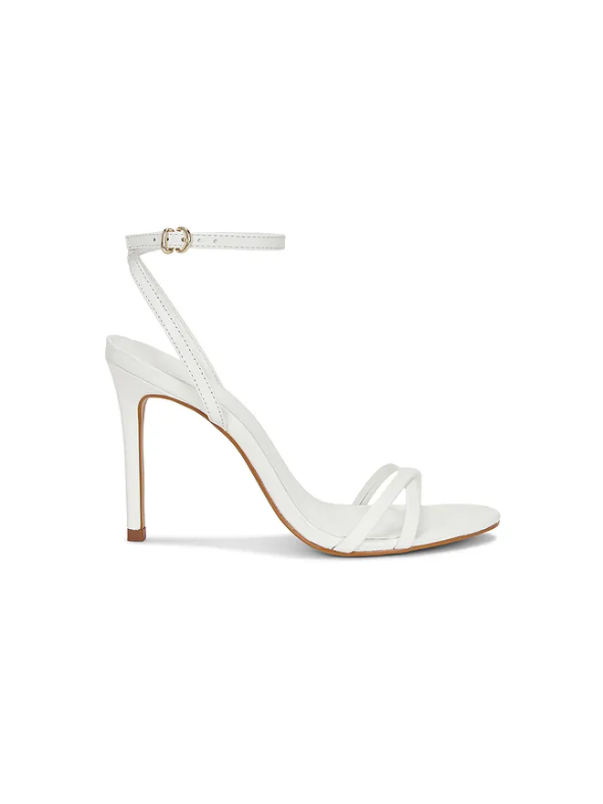 Steve Madden Steve Madden JYPSEY サンダルの商品画像
