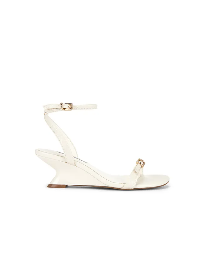 Steve Madden Steve Madden ZALOMA ストラップサンダルの商品画像