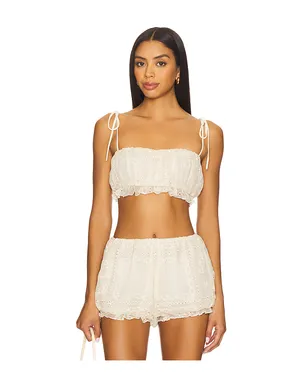 Stone Cold Fox BETH トップ - サムネイル1