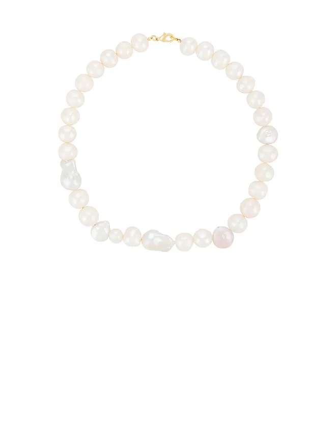 SHASHI SHASHI PEMA ステートメントネックレスの商品画像