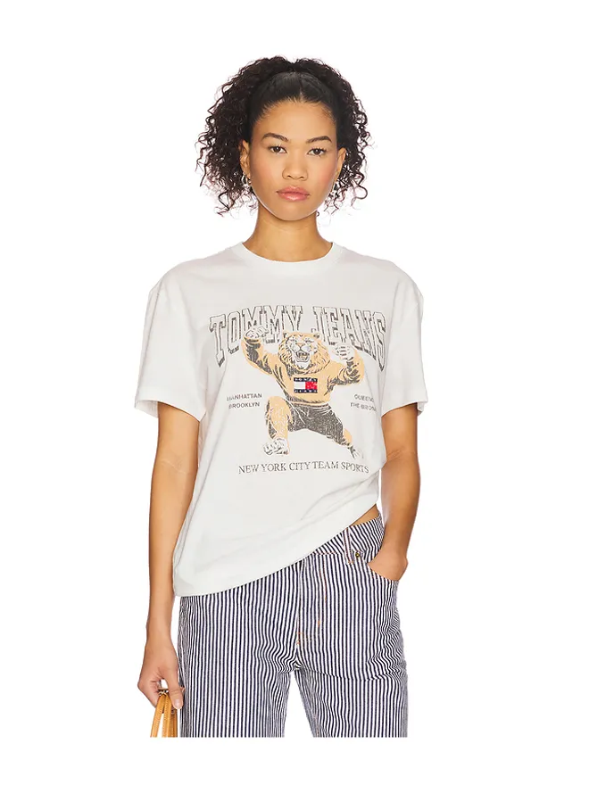 Tommy Jeans Tommy Jeans VARSITY Tシャツの商品画像