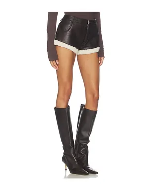 Understated Leather FAUX SHEARLING LEATHER ショートパンツ - サムネイル2