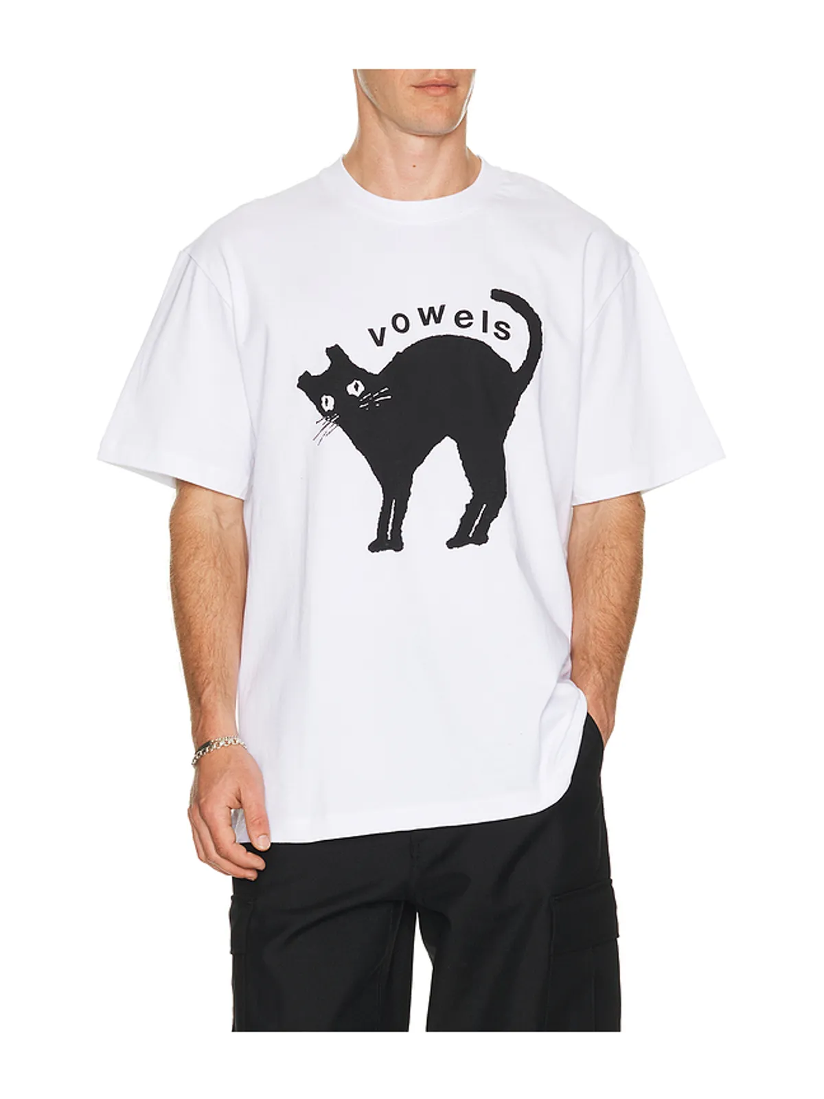 vowels KITTY Tシャツ - 画像1
