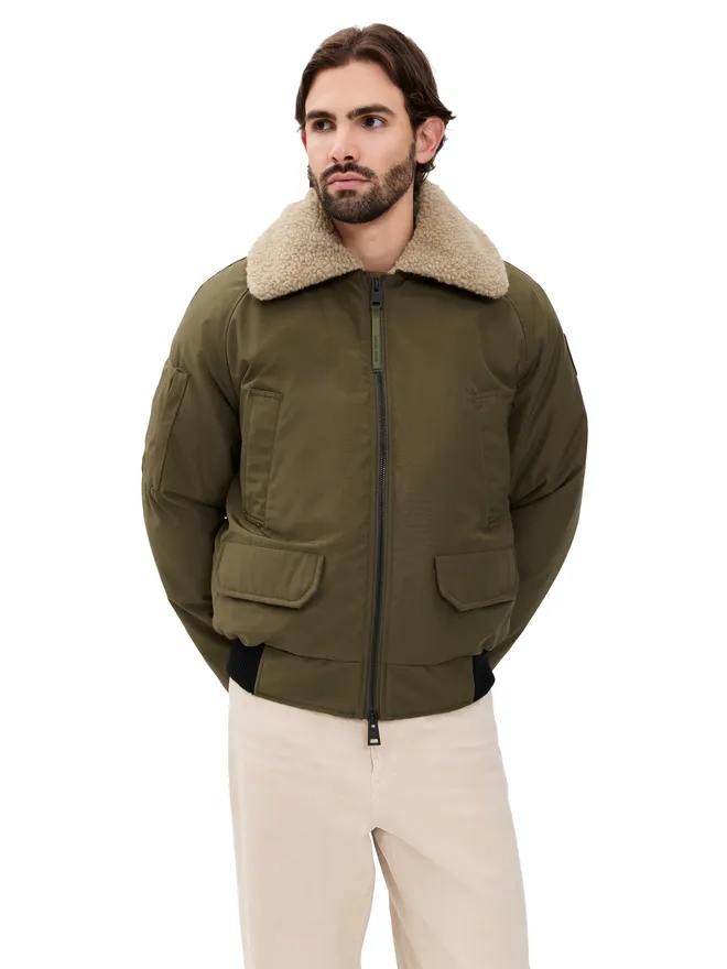 Canada Goose Canada Goose チリワック アビエータ ボンバー ジャケットの商品画像