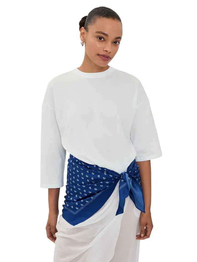 Christopher Esber Christopher Esber Bandana柄パレオTシャツ White/Indigo Bandana Printの商品画像
