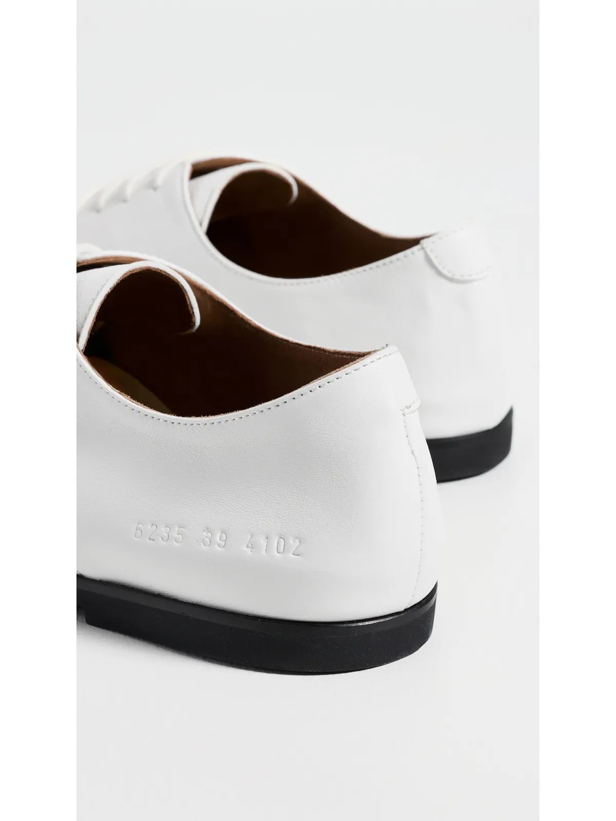 Common Projects ソフトダービーシューズ（レザー／オフホワイト） - 画像4