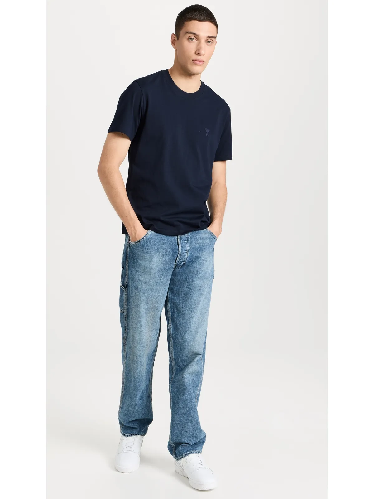 AMI ユニセックス クラシックフィット トーンロゴTシャツ ネイビーブルー - 画像5