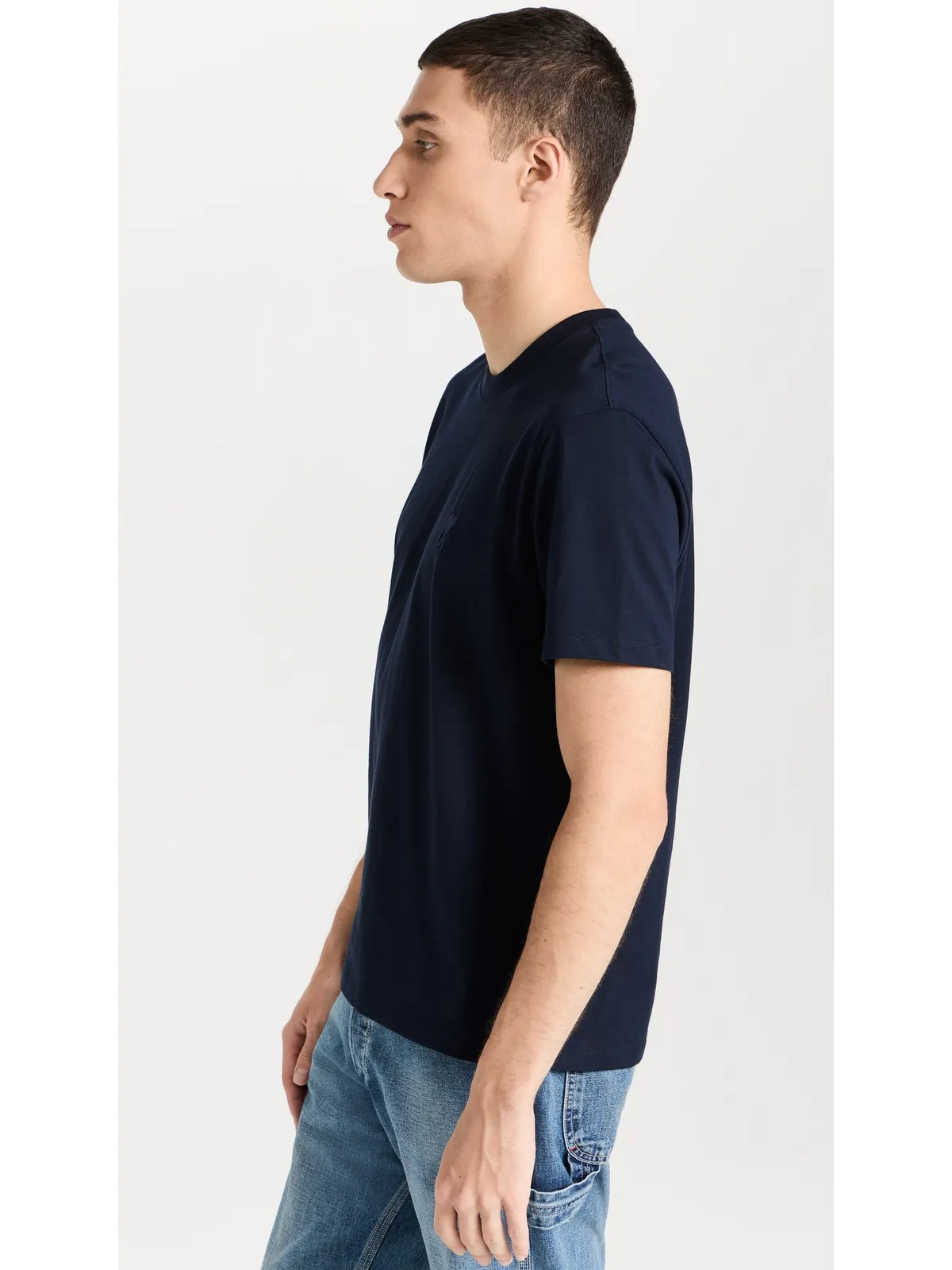 AMI ユニセックス クラシックフィット トーンロゴTシャツ ネイビーブルー - 画像4
