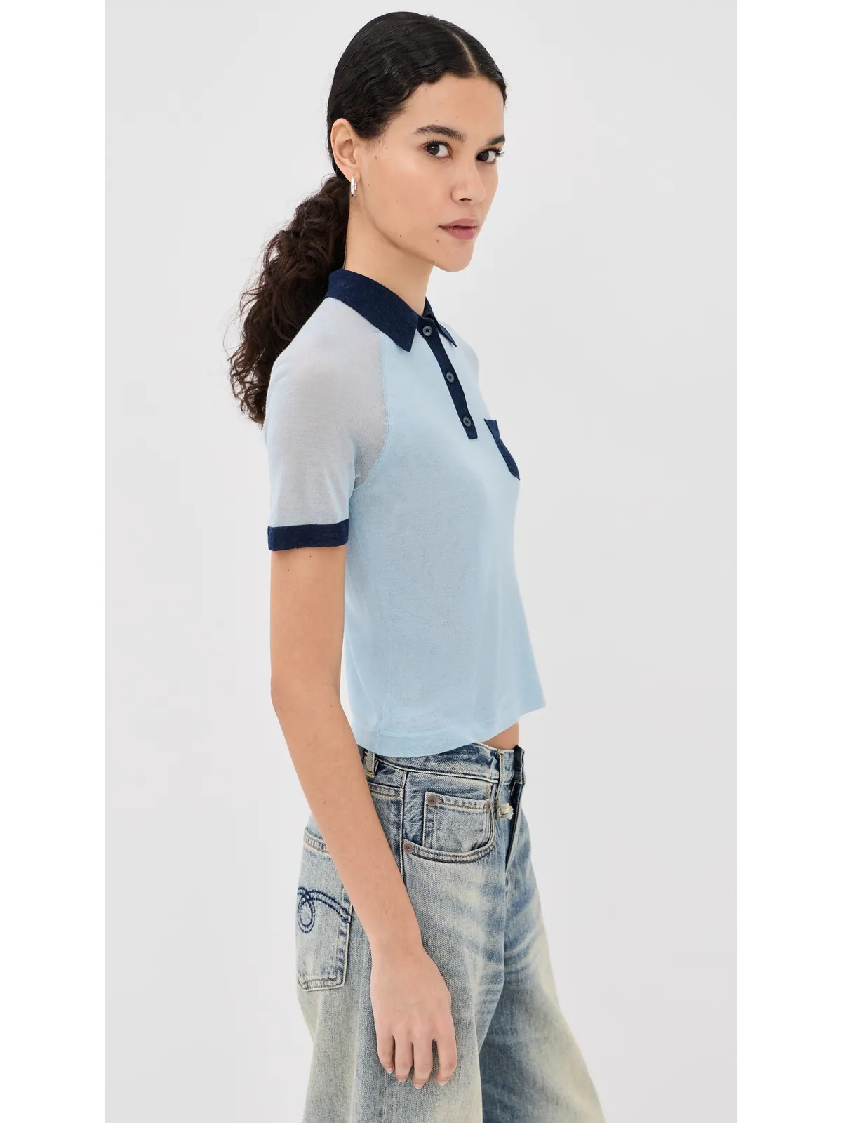Acne Studios 透け感のあるポロセーター（ライトブルー／ネイビー） - 画像4