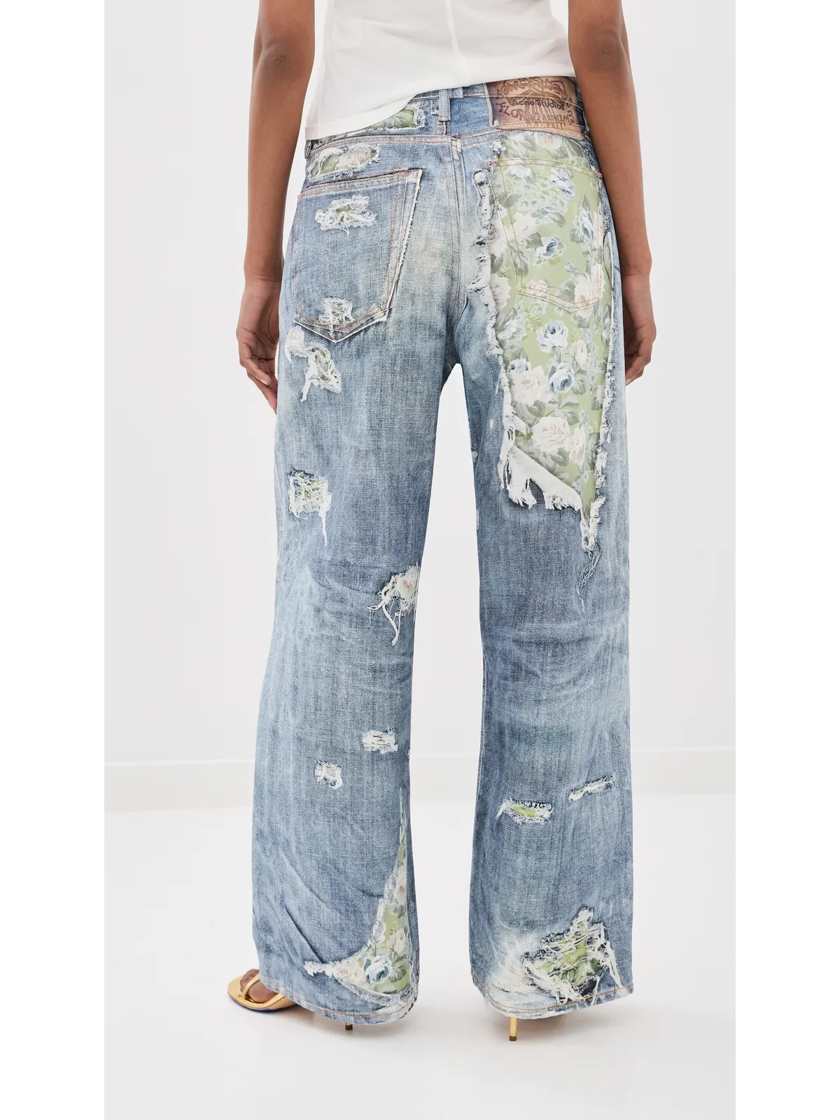 Acne Studios ローズプリントジーンズ - 画像3