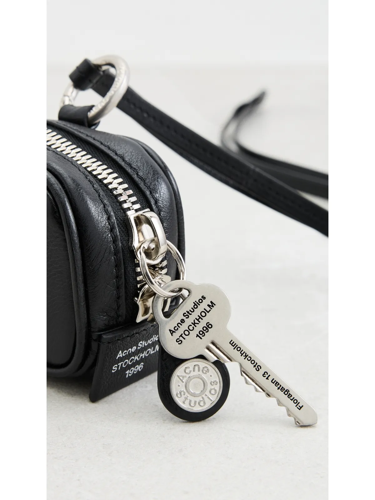 Acne Studios Camero Clip バッグ ブラック ワンサイズ - 画像5