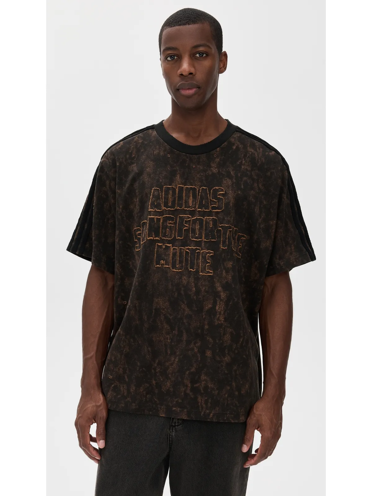 adidas Adidas x SFTM Tee ブラック/ワイルドブラウン - 画像4