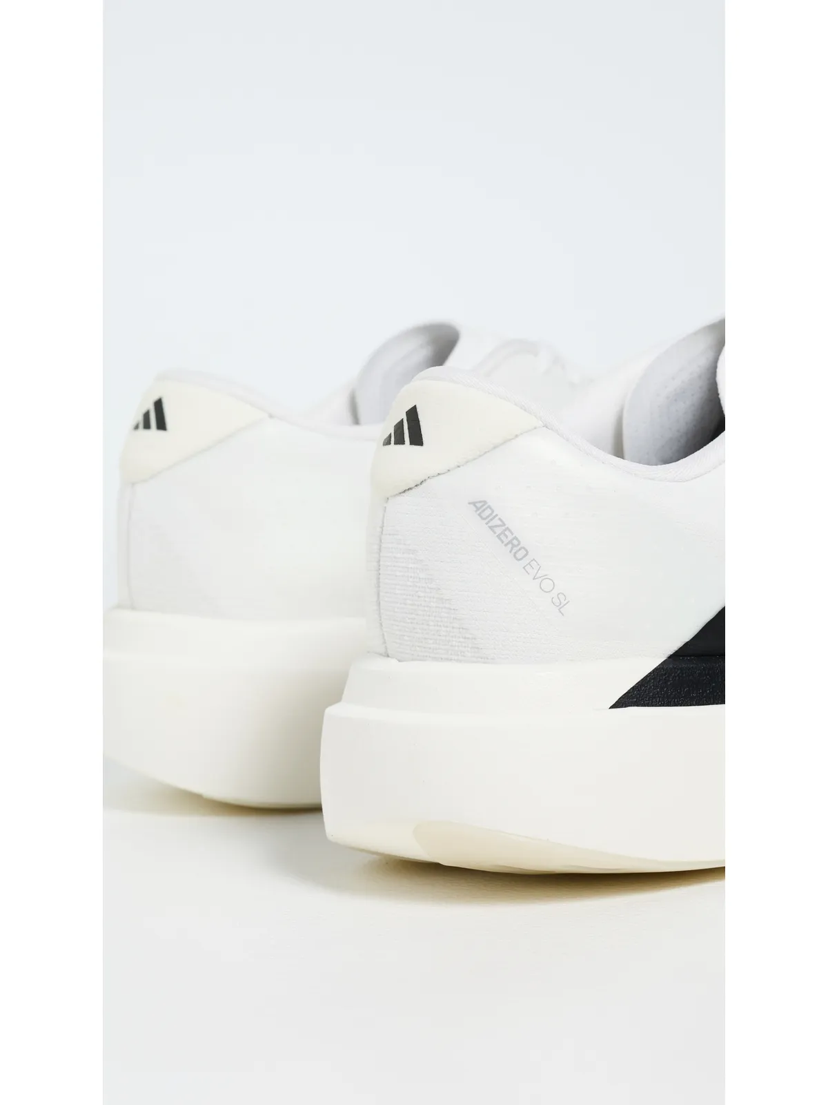 adidas アディゼロ エボ SL メンズ スニーカー - 画像3