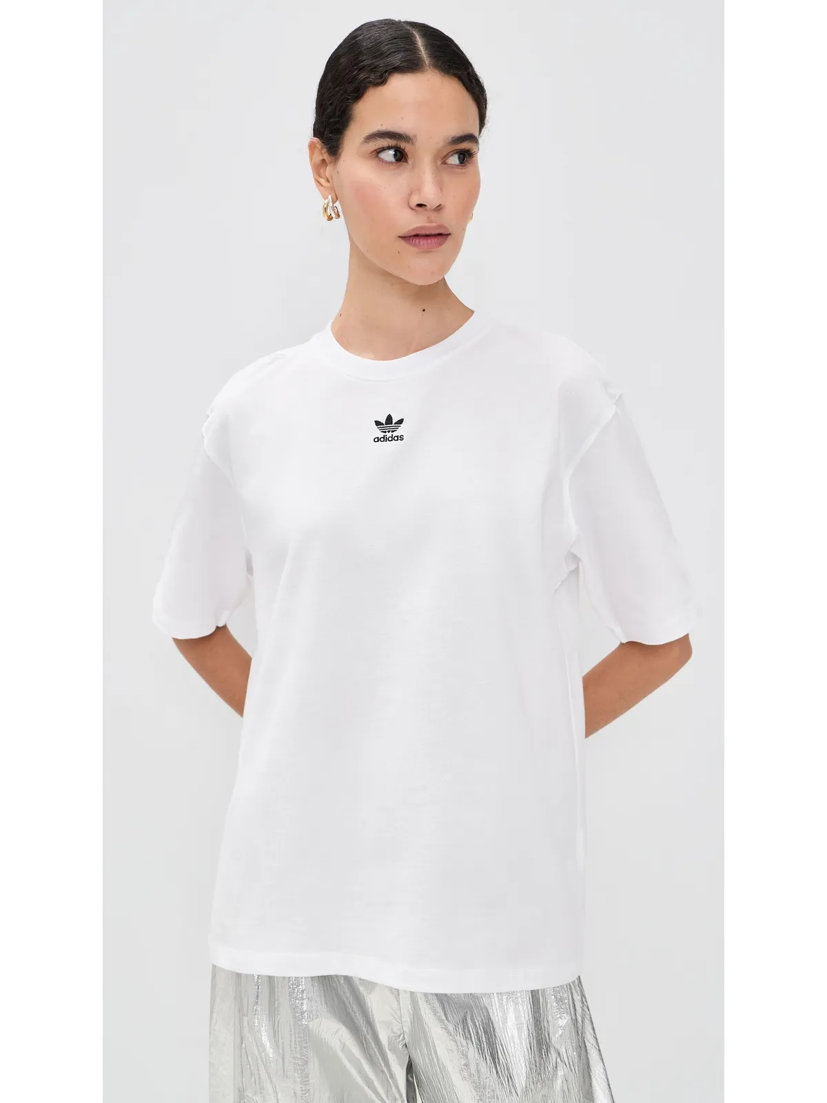 adidas エッセンシャルズ ボーイフレンドTシャツ - 画像2