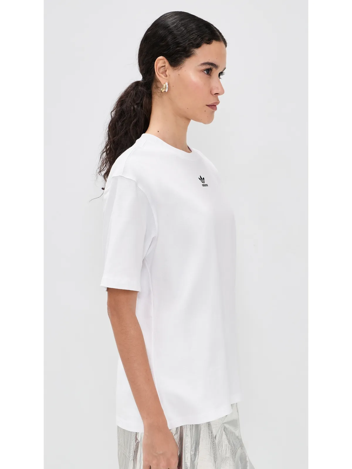 adidas エッセンシャルズ ボーイフレンドTシャツ - 画像4