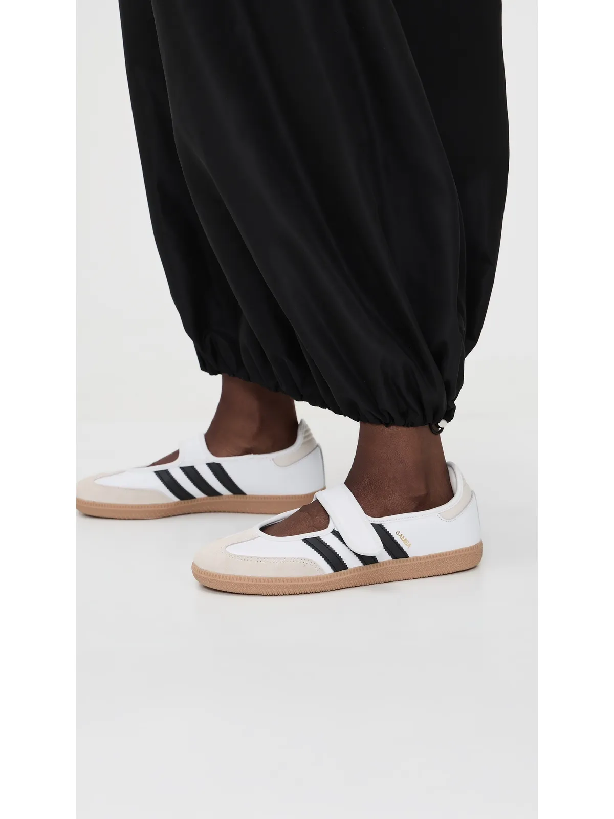 adidas サンバ ジェーン ホワイト/ブラック - 画像3